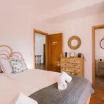 Cliff Surf House أدوس كونهادوس