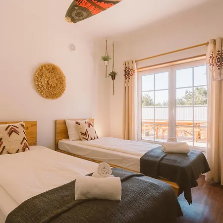 ホステル Cliff Surf House *