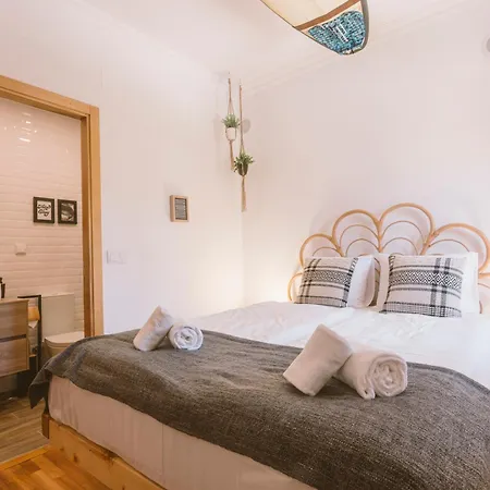 Albergue Cliff Surf House *