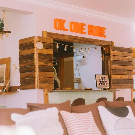 Albergue Cliff Surf House Aldeia dos Cunhados