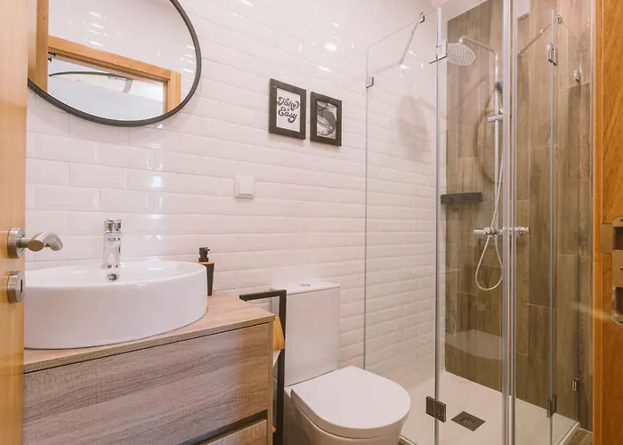 Cliff Surf House Hostel